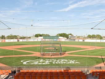 施設 サービス プロリーグに挑戦 アリゾナウインターリーグ トライアウト17 c ベースボールコミュニケーション